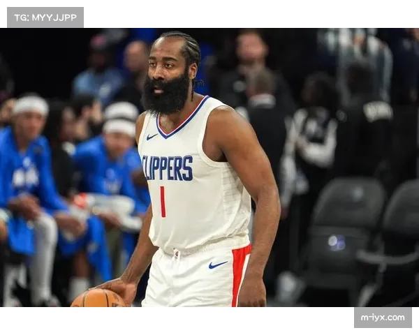 哈登首节17分难救主 快船后卫状态起伏影响战绩 哈登首节17分难救主 快船后卫状态起伏影响战绩