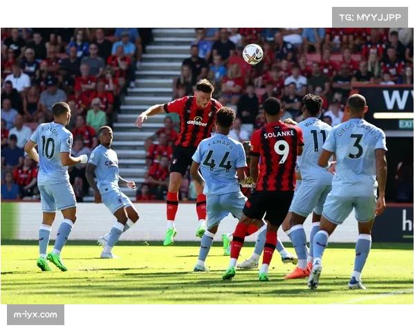 伯恩茅斯前锋塞梅尼奥15球4助攻 成为球队进攻端绝对核心 伯恩茅斯前锋塞梅尼奥15球4助攻 成为球队进攻端绝对核心